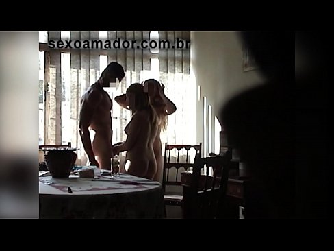 ❤️ Sex przyjaciele zapraszają gigantycznego mężczyznę i trójkąt z nim ☑ Fucking video at pl.cbddeluxe.top ❌️❤